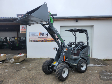 Elektro Hoflader 2110e und 2310e mit Schaufel