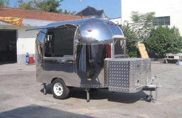 Airstream Trailer PSS3021, der kultige Food- und Verkaufsanhänger