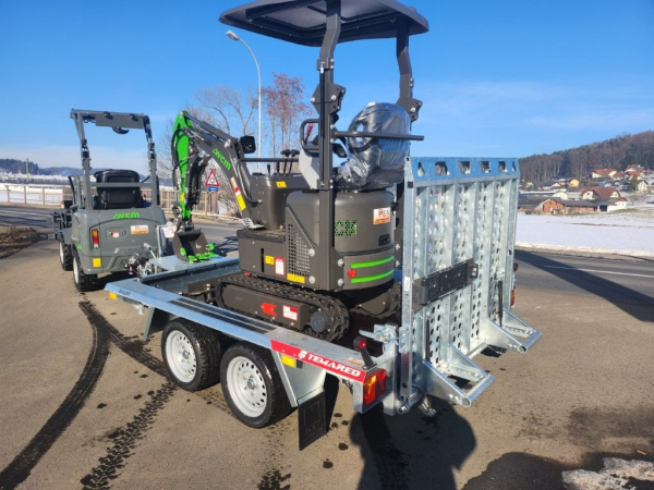 Aktionsangebot: Minibaggerr & Baumaschinenanhänger Builder 2615