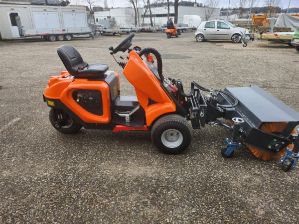 Kompakt Dreirad Hoflader PK1030 mit Schaufel