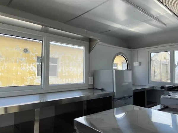 Trailer Coffee 3020  , der kultige Food und Verkaufstrailer