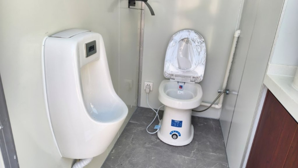 Toilett Trailer PTS2521