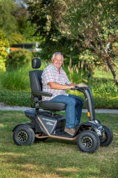 Alpenmobil Moby Pride Wrangler 2