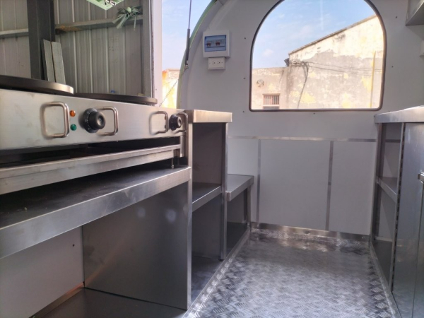 Kiosk  PFR2216K, der kultige Food und Verkaufskiosk